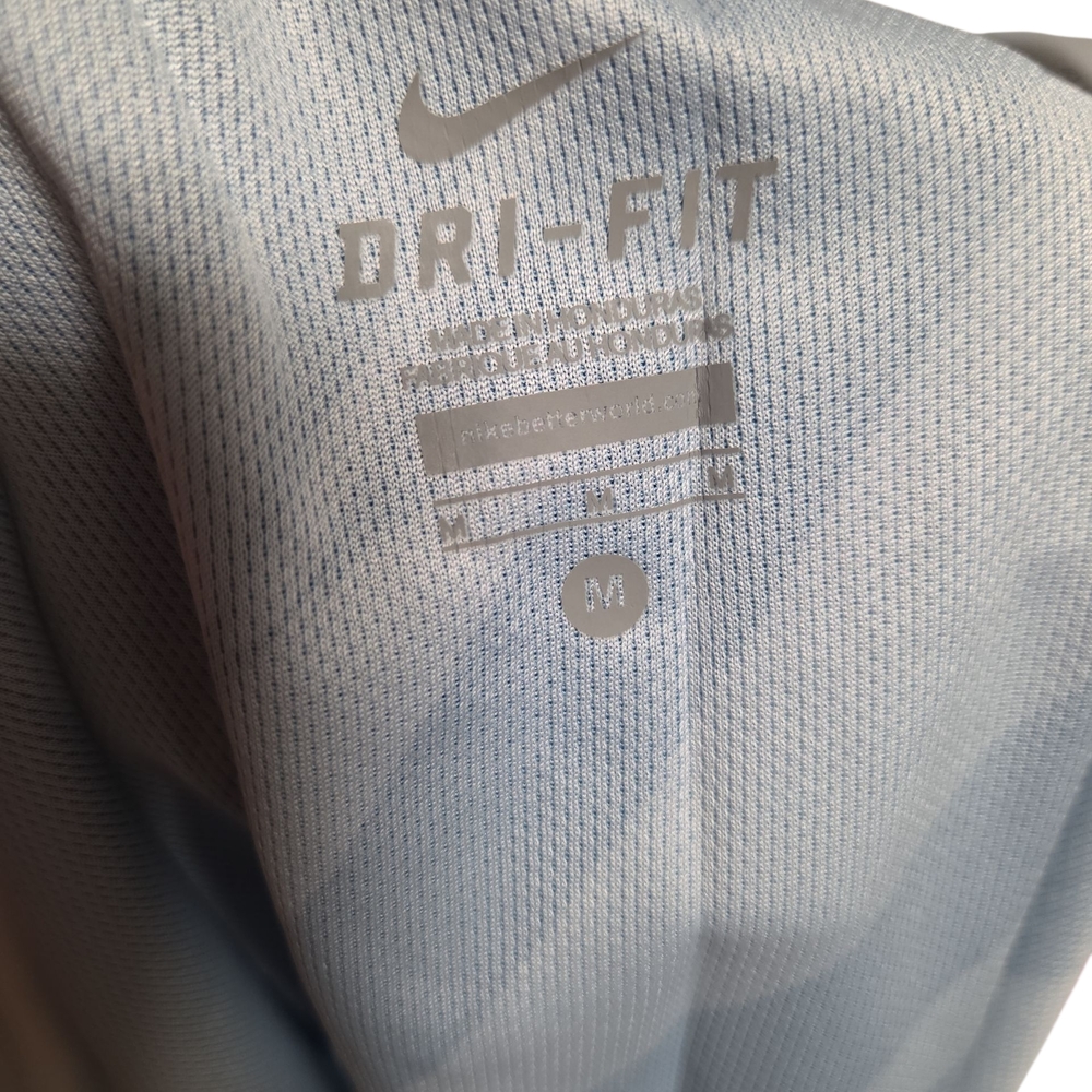 NWOT Blue Patterned Athletic Skirt with Logo - Picture 3 of 3